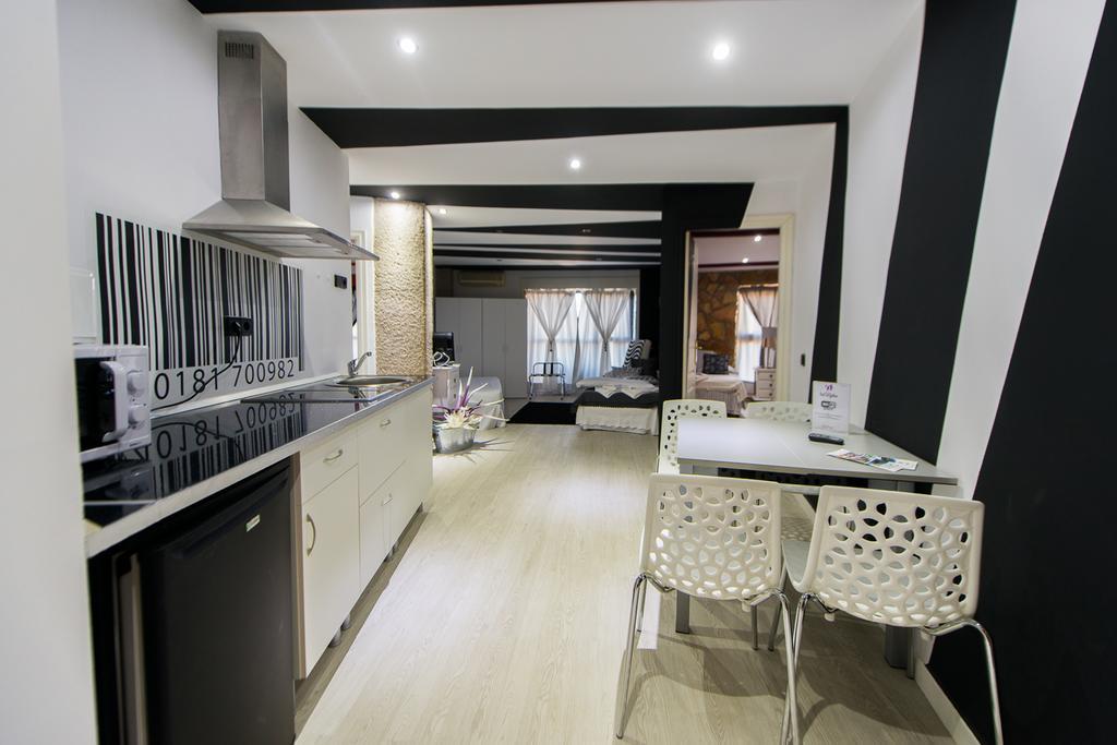 Apartamentos Los Angeles Alcañiz Exteriör bild